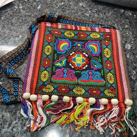 Boho hippie girl beaded fringed crossbody bag / NWOT - Picture 13 of 15